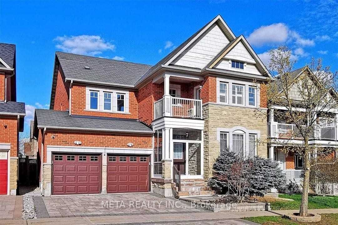 7 Lakewoods Street Property Photo 1