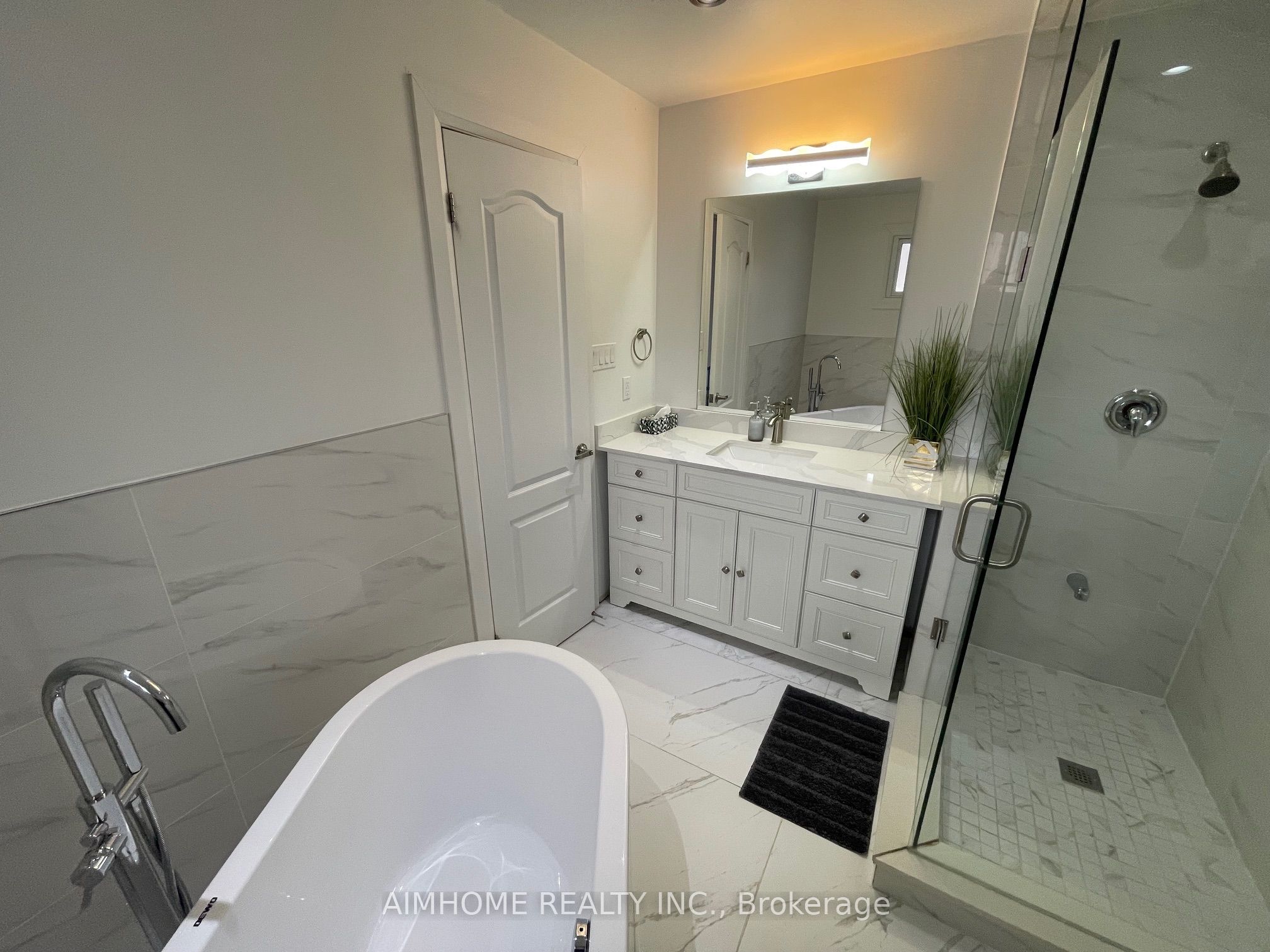 166 Fincham Avenue Main Property Photo 23