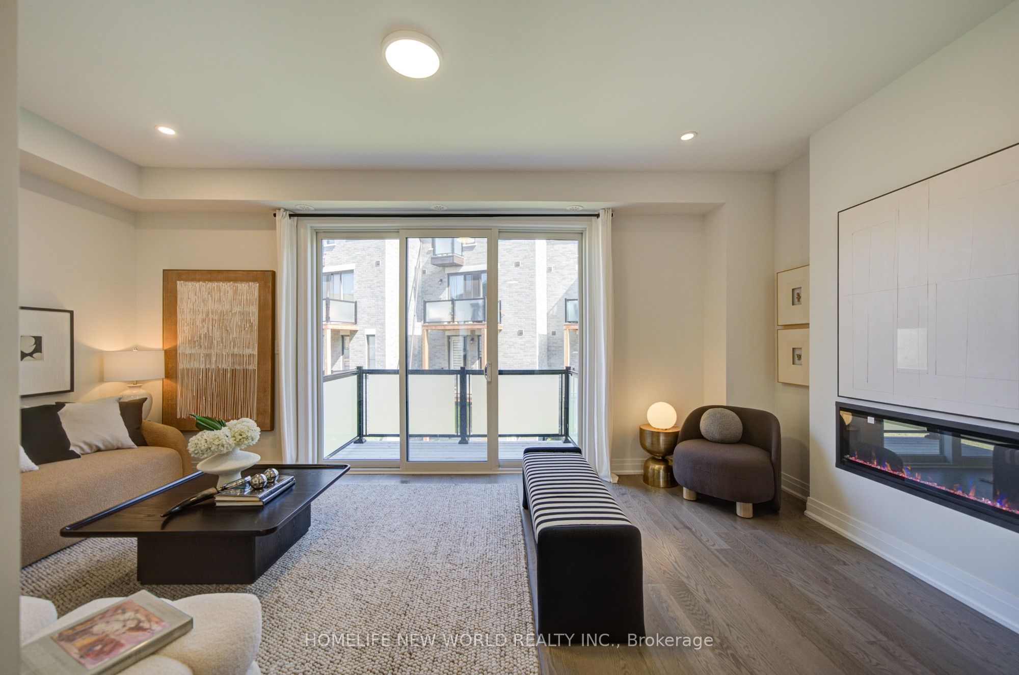 216 Vermont Avenue Property Photo 12