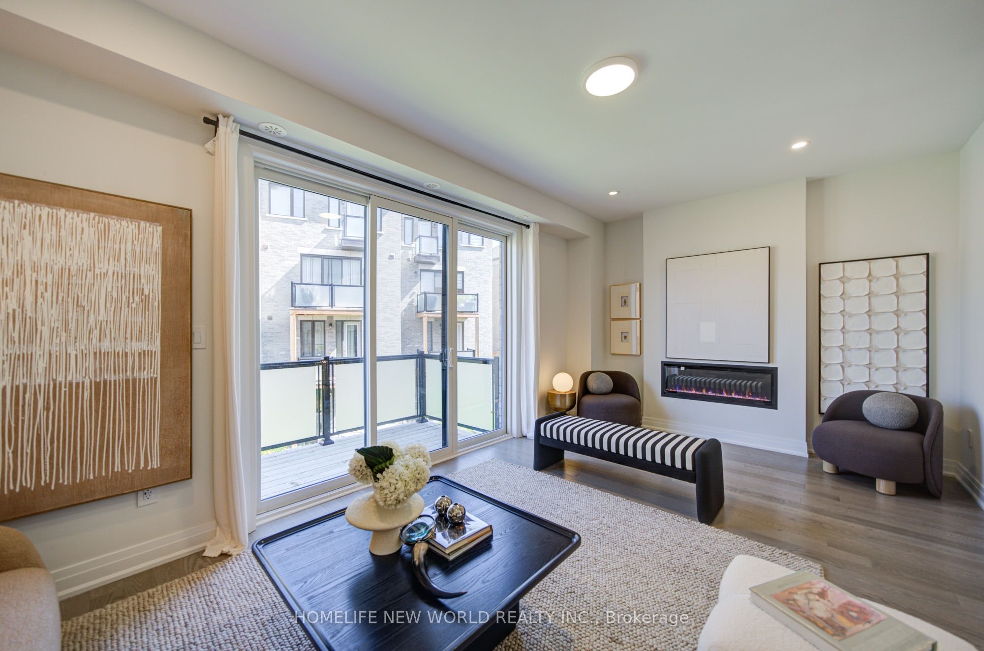 216 Vermont Avenue Property Photo 16