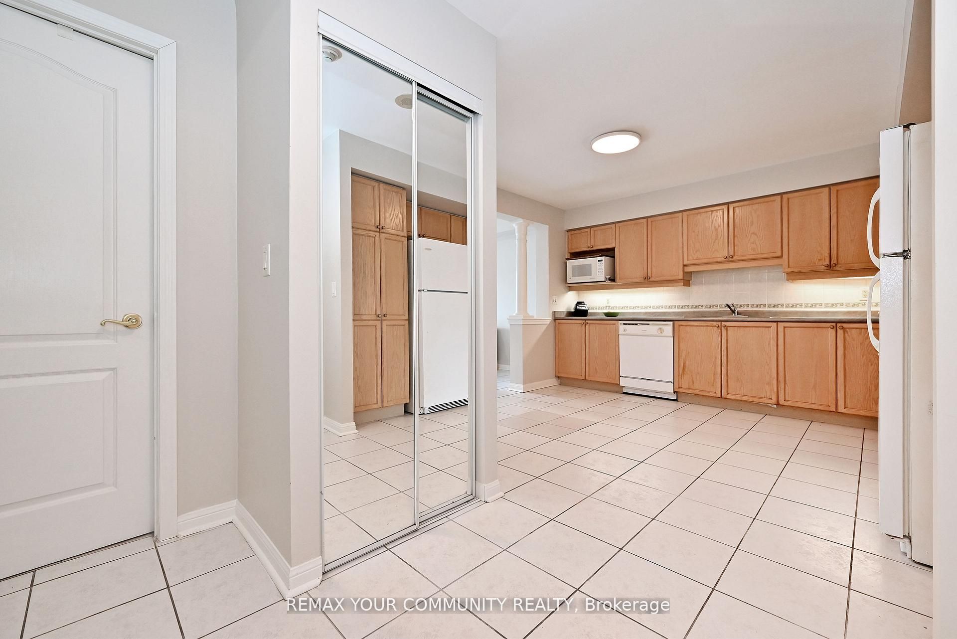 2500 Rutherford Road 502 Property Photo 9