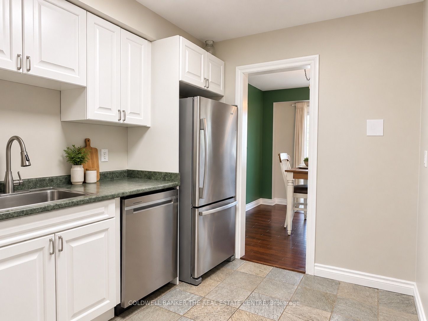 1140 Inniswood Street Property Photo 15