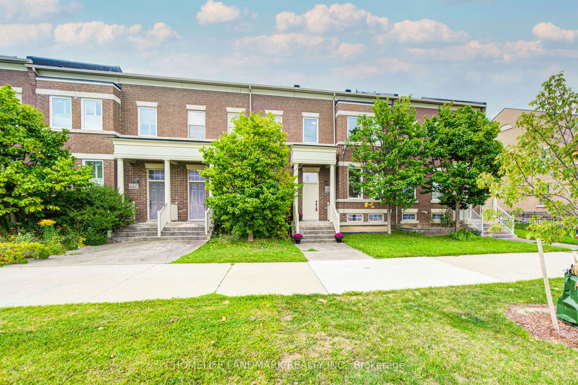 10483 Woodbine Avenue Property Photo 1