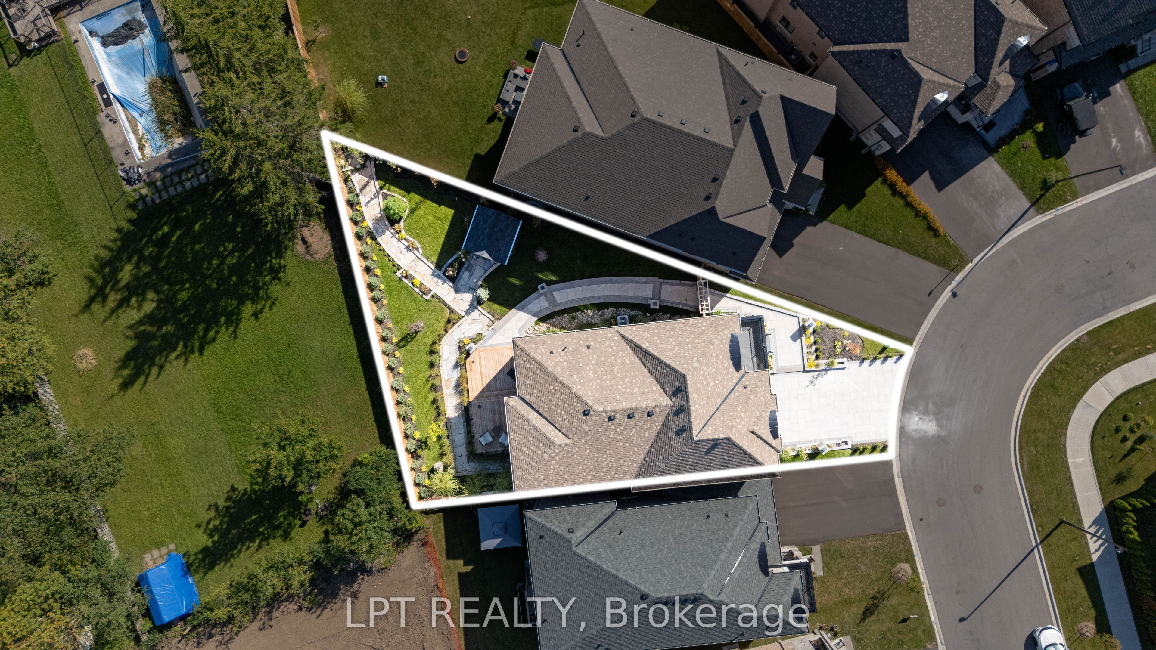 23 George Ellis Drive Property Photo 3