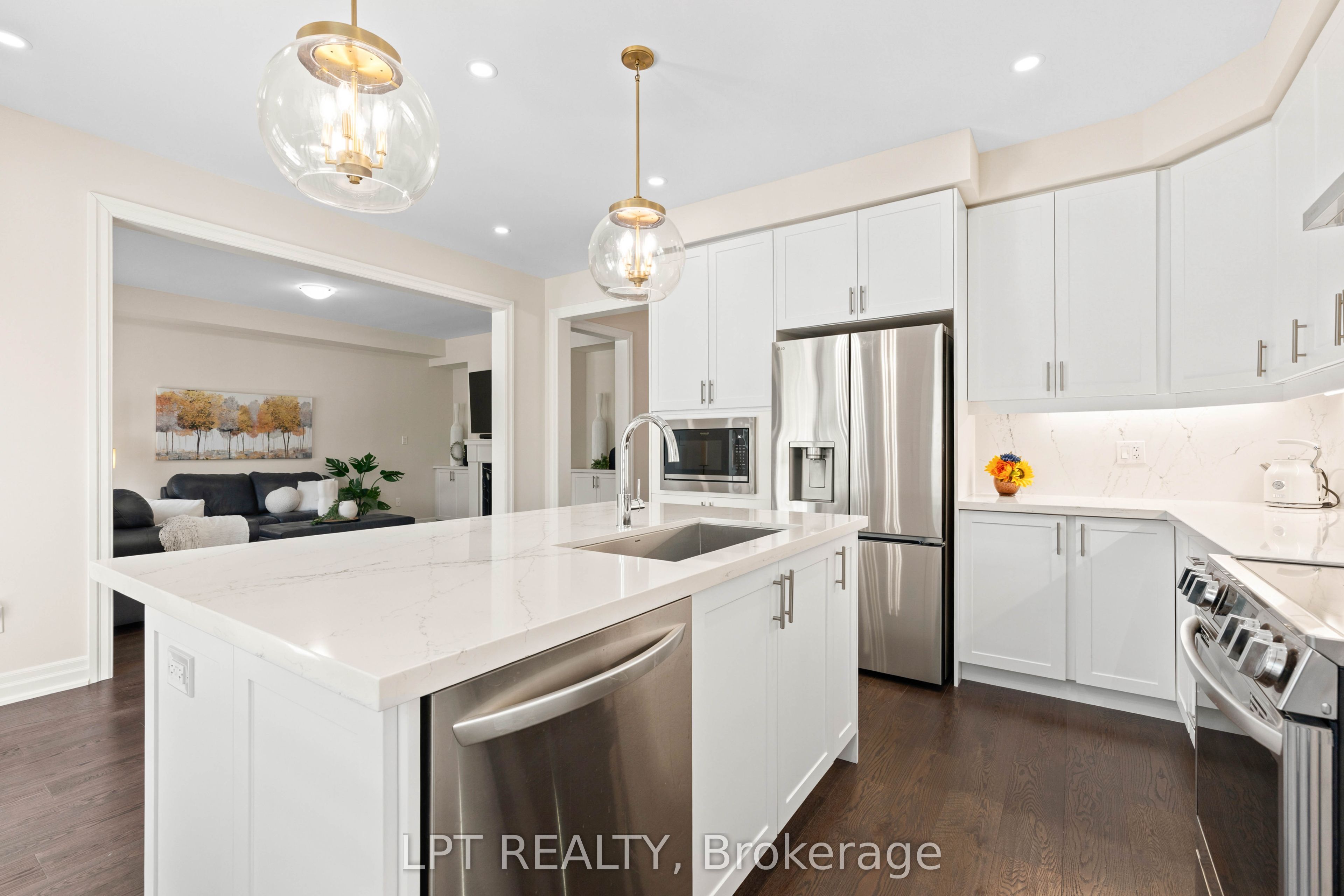 23 George Ellis Drive Property Photo 15