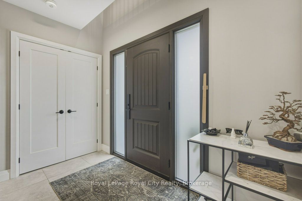 236 Stanley Street Property Photo 4