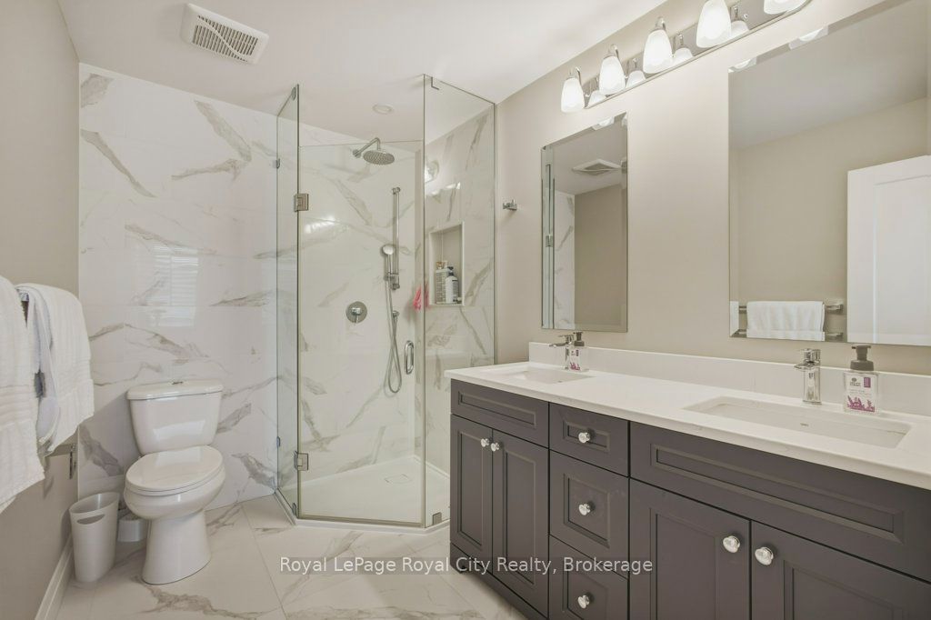 236 Stanley Street Property Photo 16