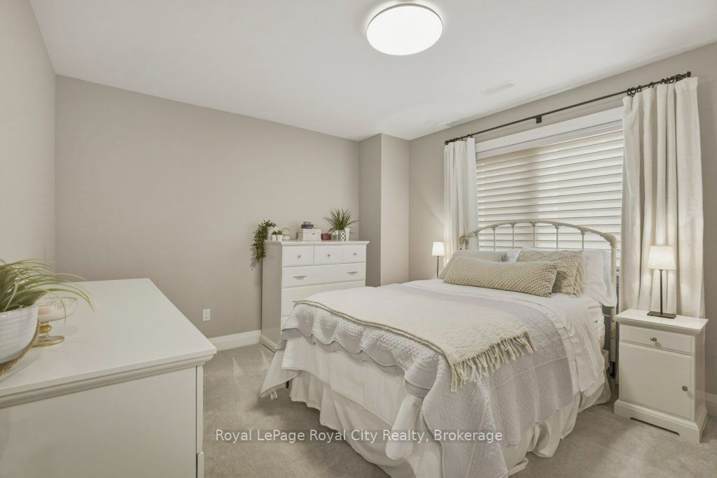 236 Stanley Street Property Photo 17