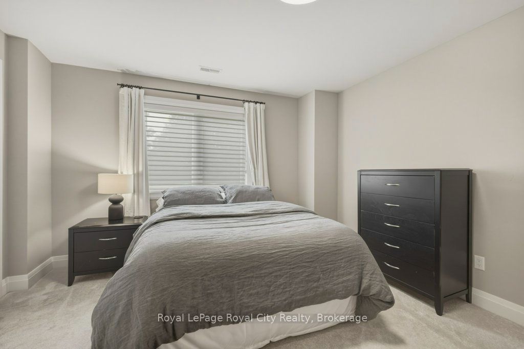 236 Stanley Street Property Photo 18