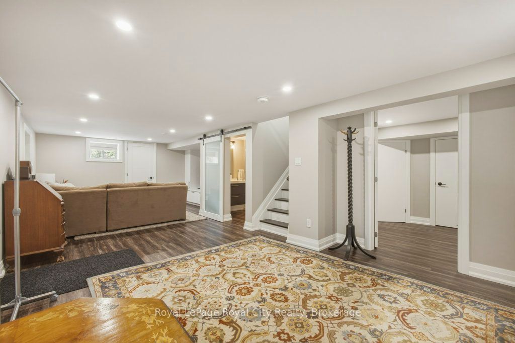 236 Stanley Street Property Photo 21