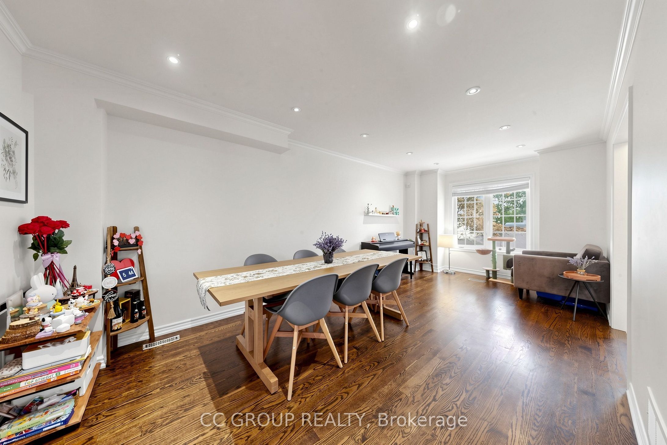 34 Glendennan Avenue Property Photo 6