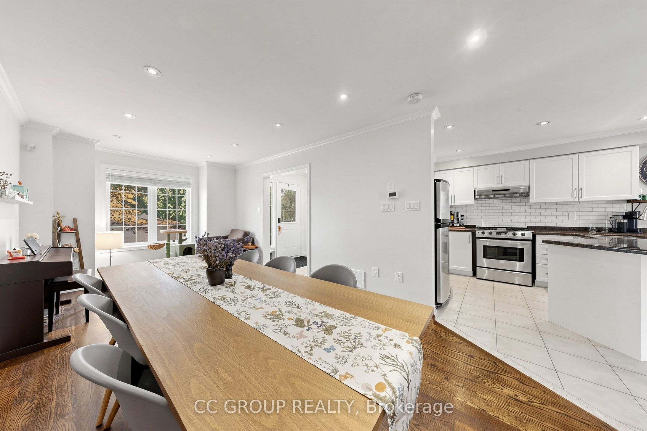 34 Glendennan Avenue Property Photo 7