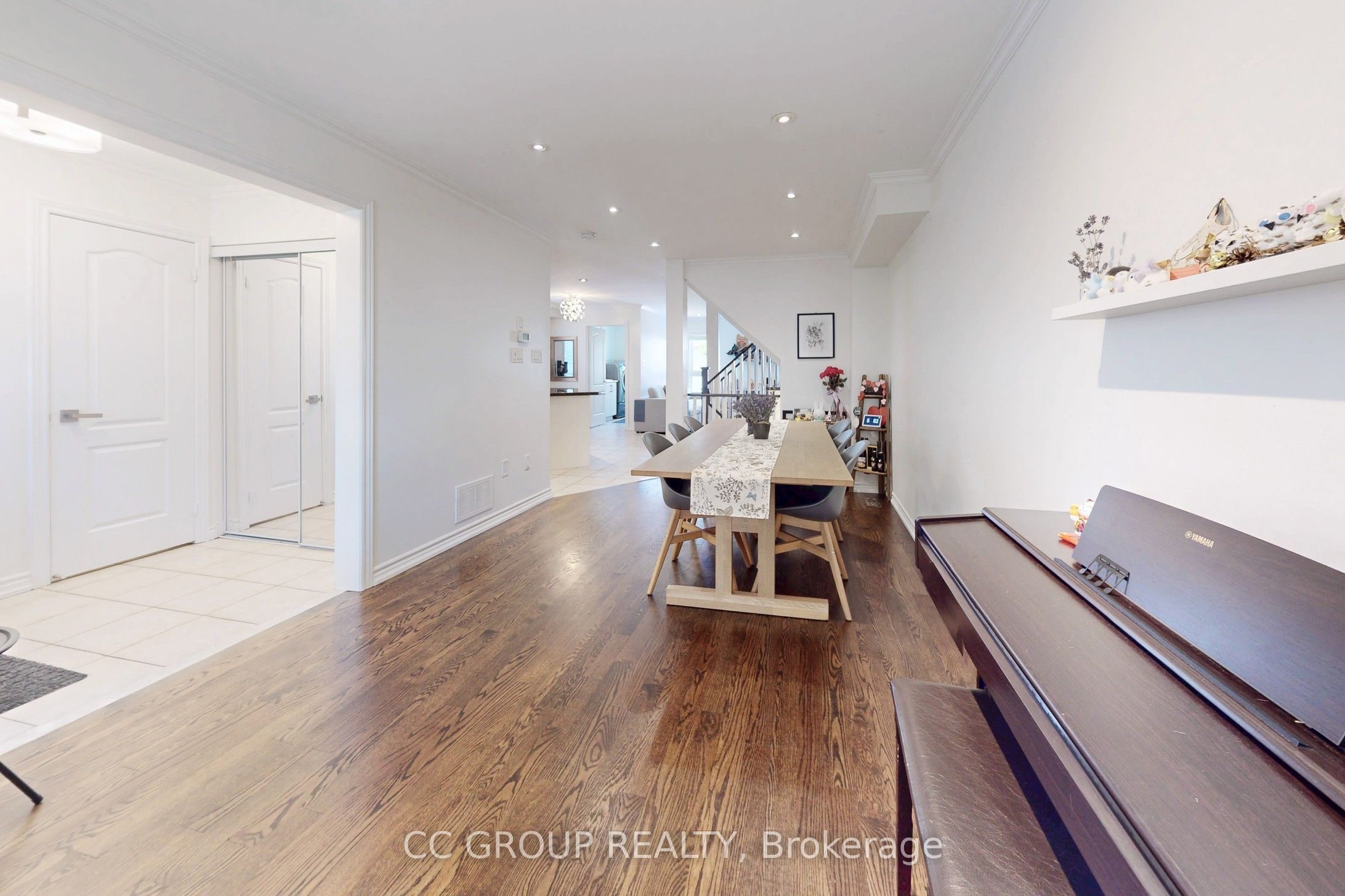 34 Glendennan Avenue Property Photo 8
