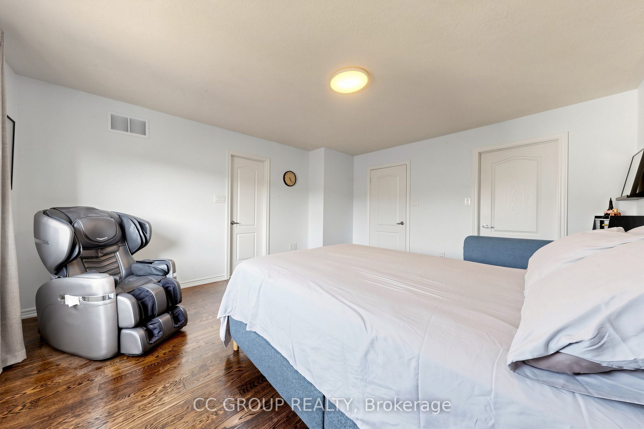 34 Glendennan Avenue Property Photo 20