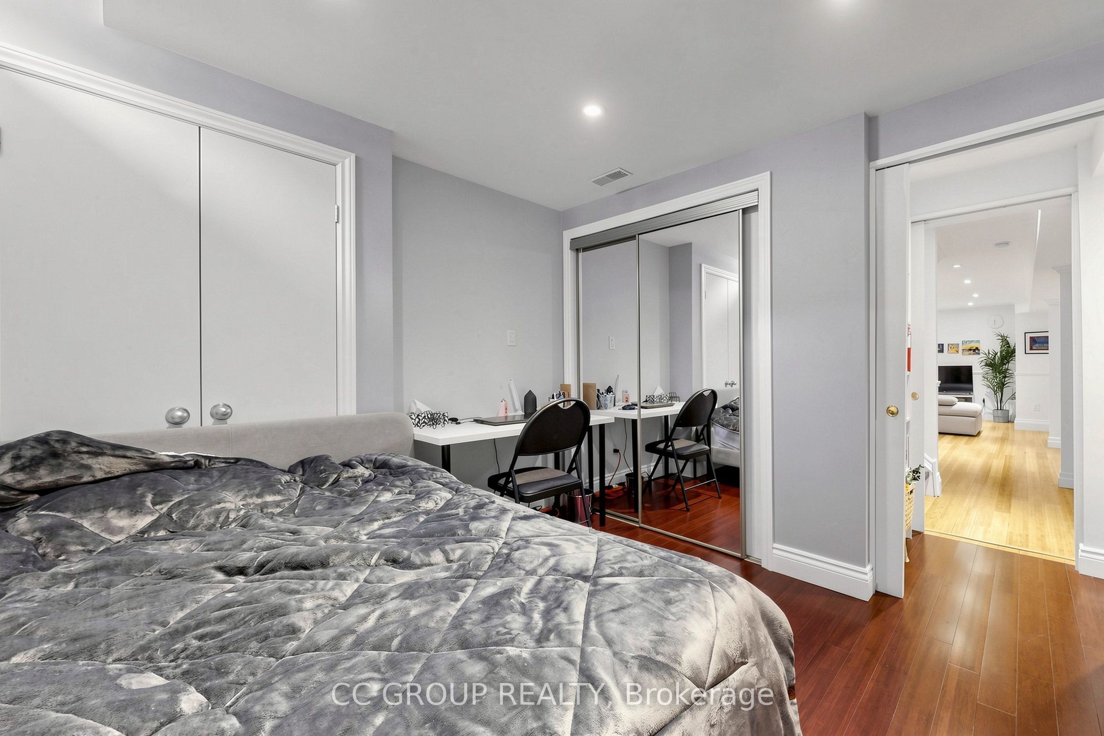 34 Glendennan Avenue Property Photo 32