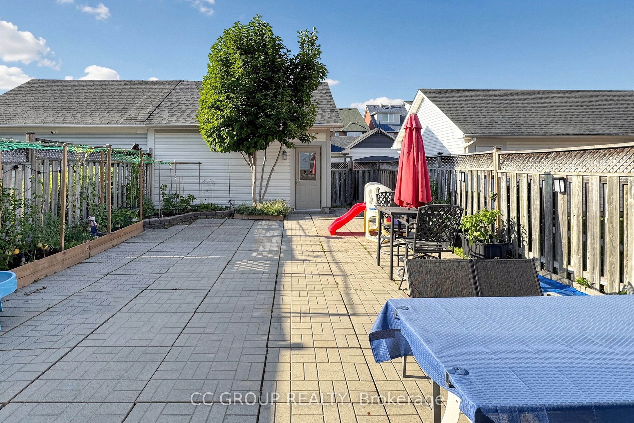 34 Glendennan Avenue Property Photo 37