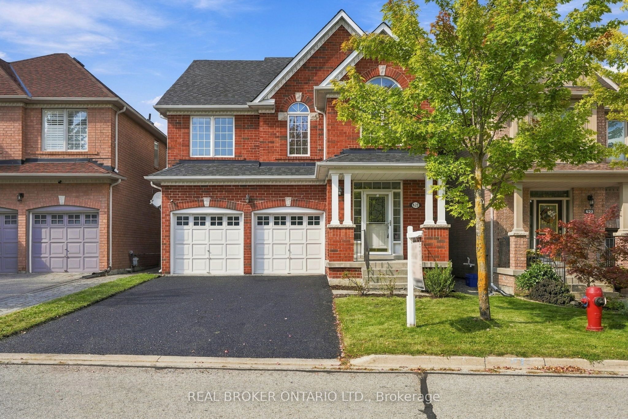 621 Society Crescent Property Photo 1