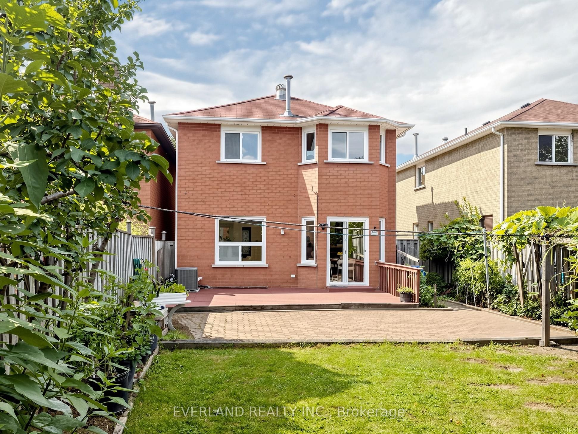 26 Erla Court Property Photo 44