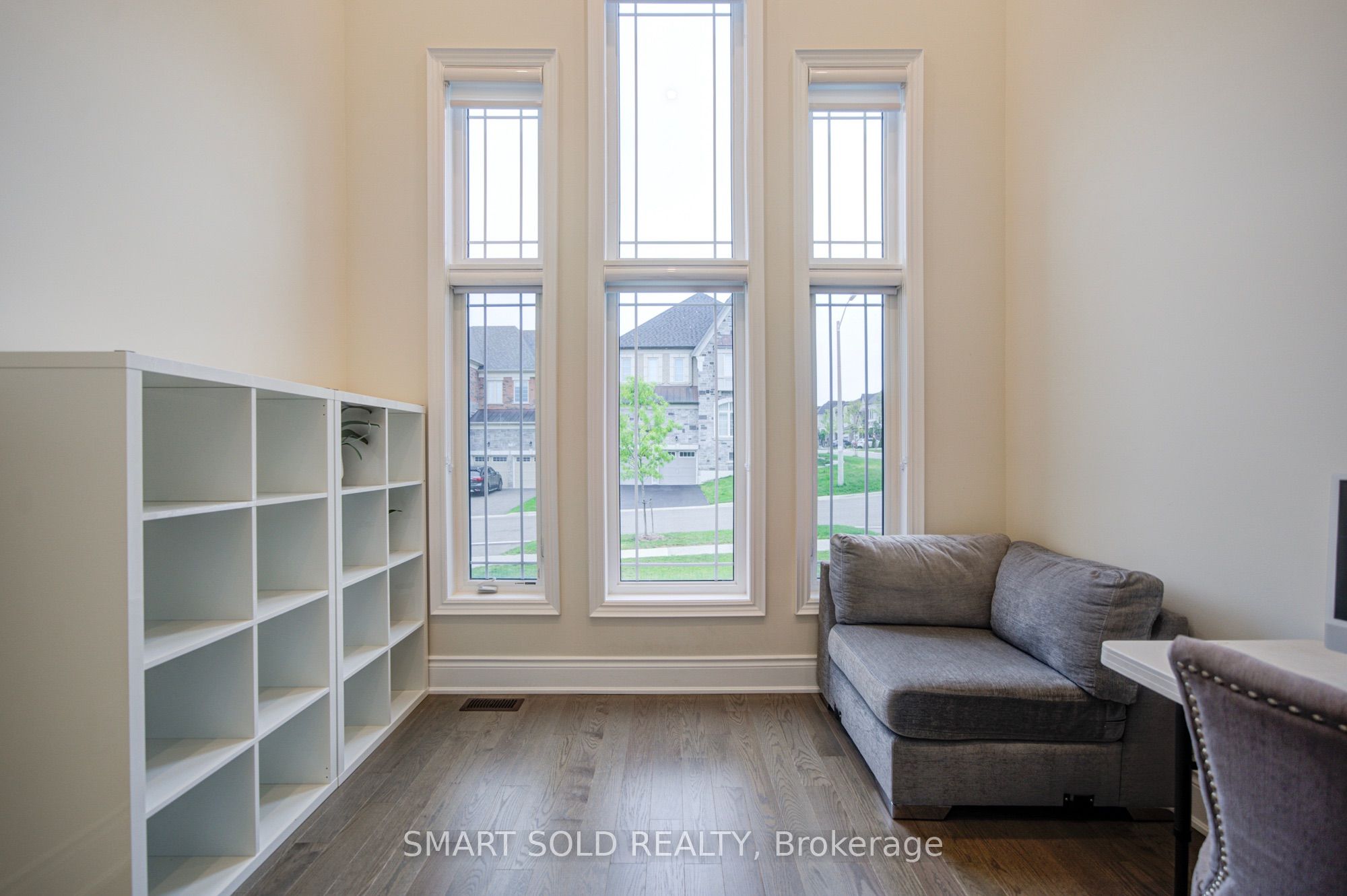 2 Menotti Drive Property Photo 5