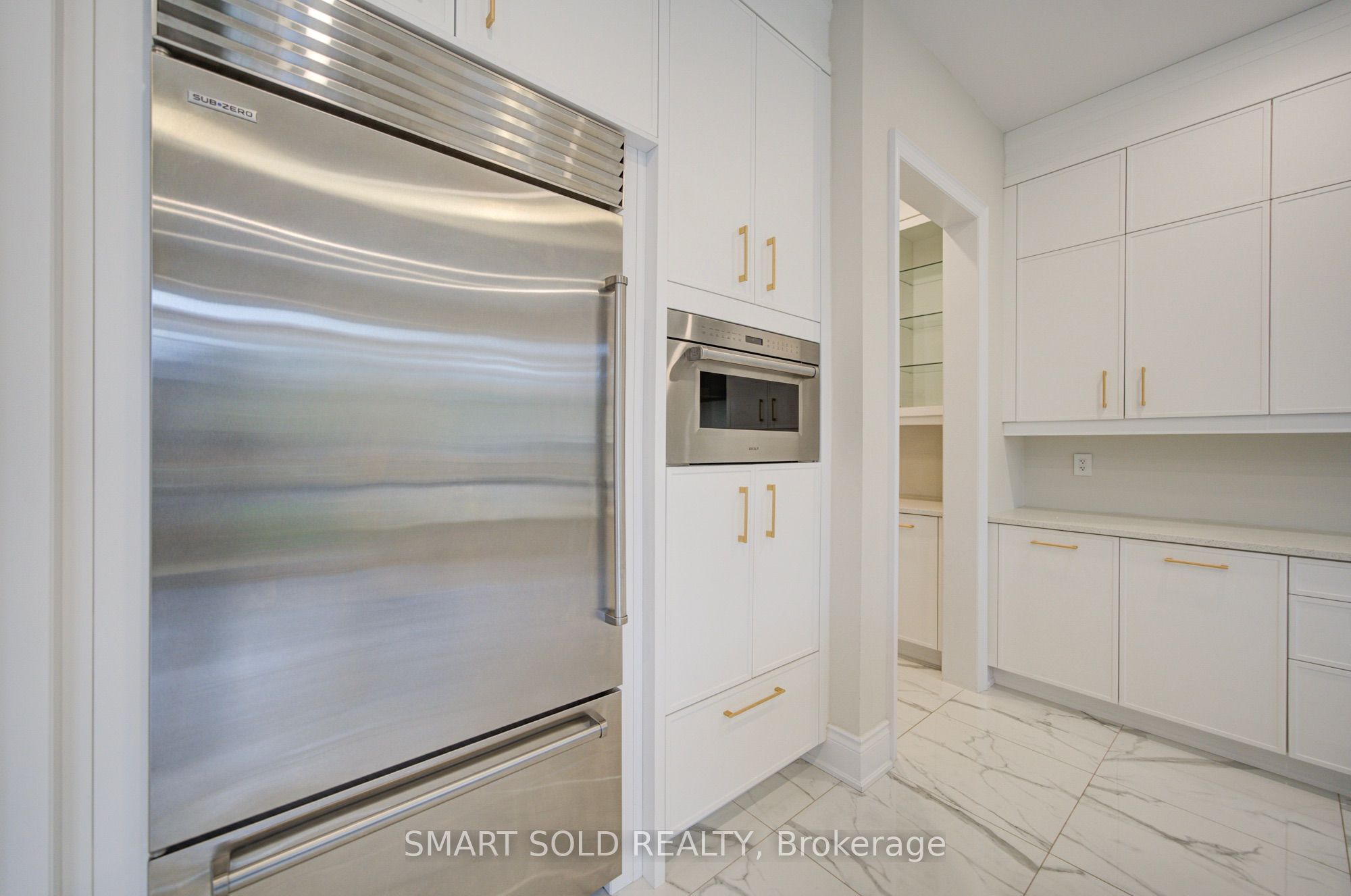 2 Menotti Drive Property Photo 22