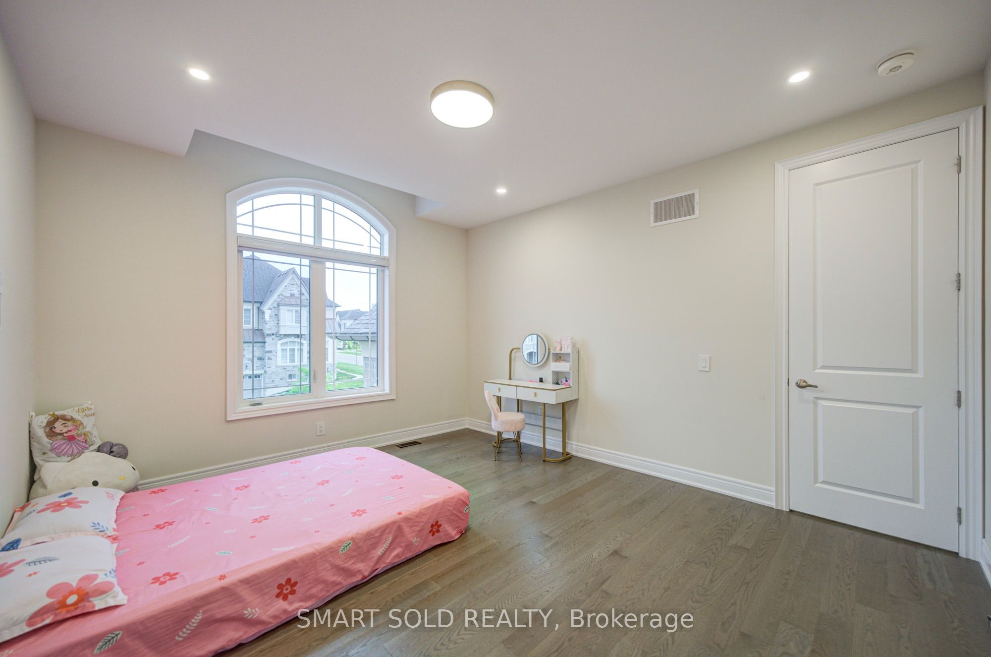 2 Menotti Drive Property Photo 41