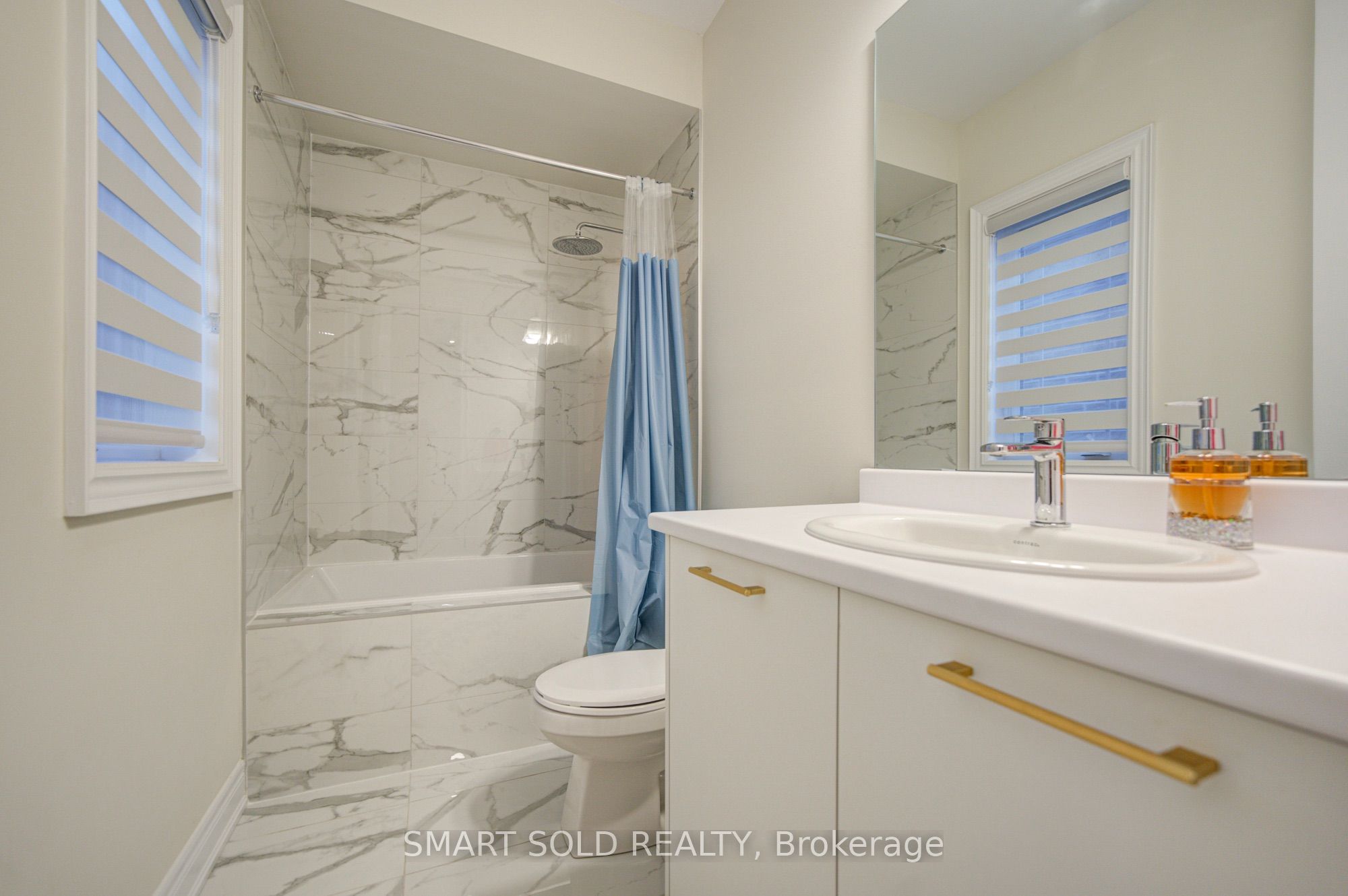 2 Menotti Drive Property Photo 45