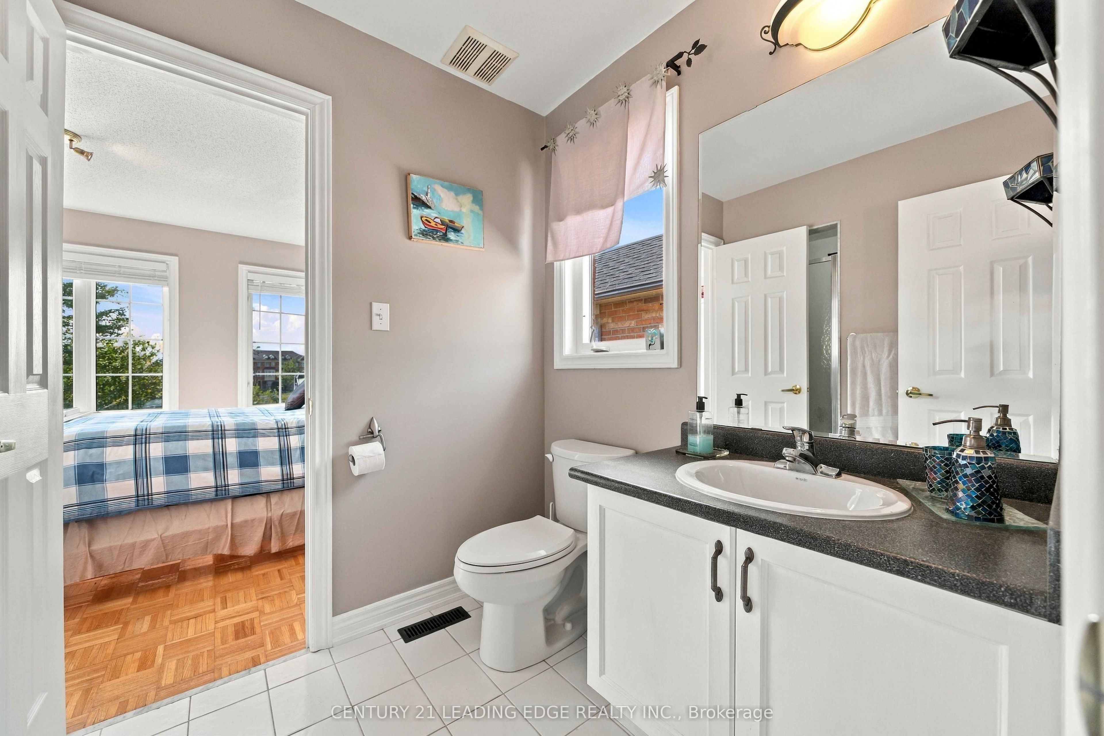 156 Landsdown Crescent Property Photo 47