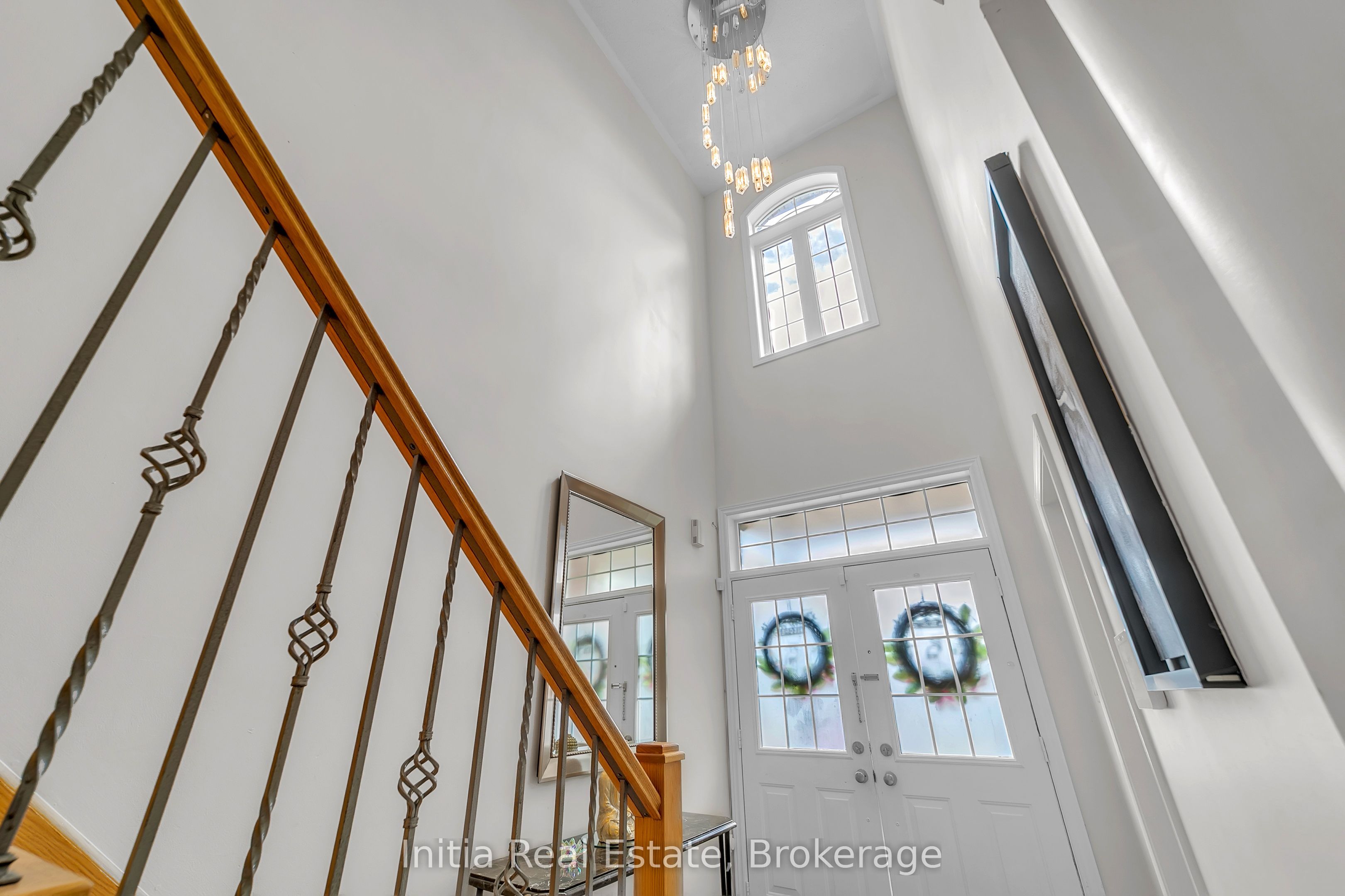278 Fossil Hill Road E Property Photo 2