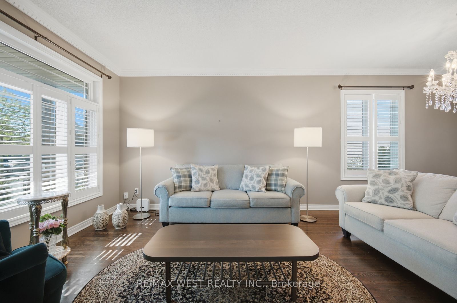 65 Burnhaven Avenue Property Photo 6