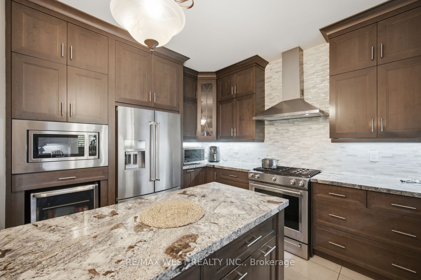 65 Burnhaven Avenue Property Photo 15