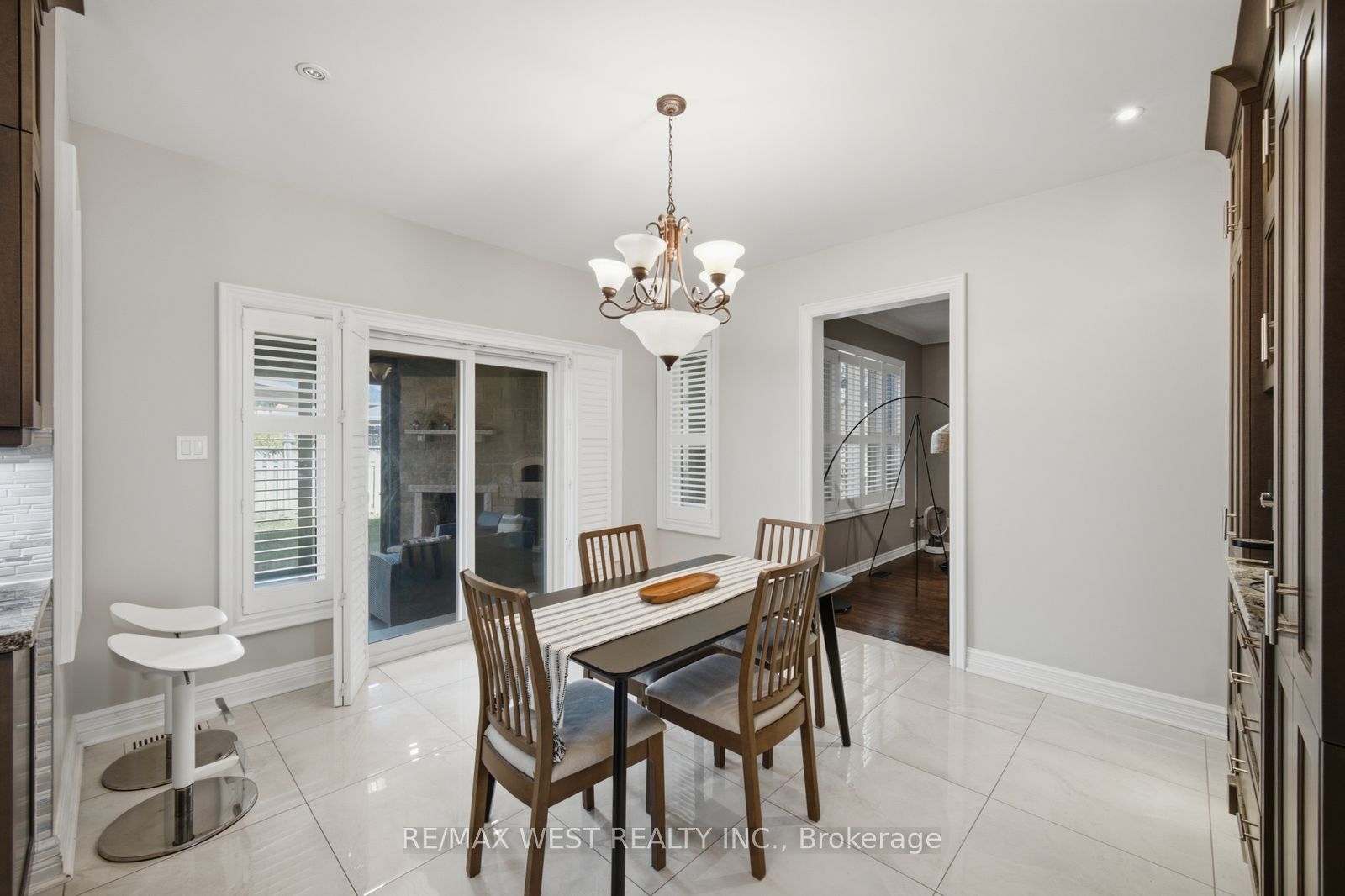 65 Burnhaven Avenue Property Photo 18