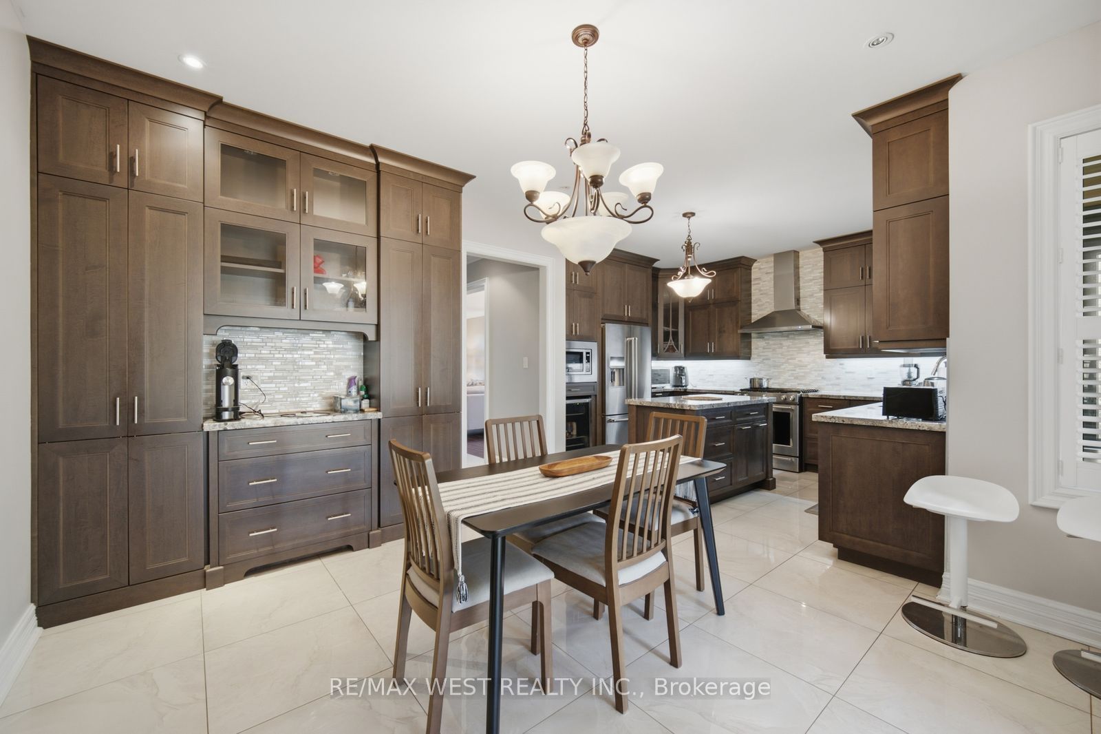 65 Burnhaven Avenue Property Photo 19