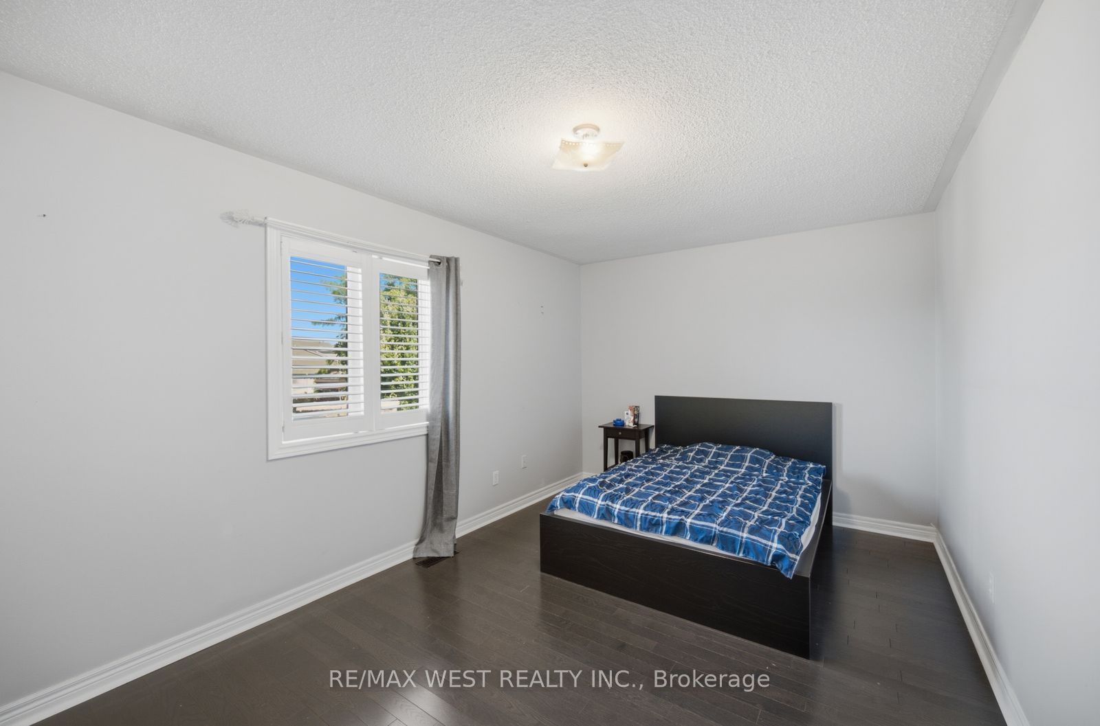 65 Burnhaven Avenue Property Photo 23