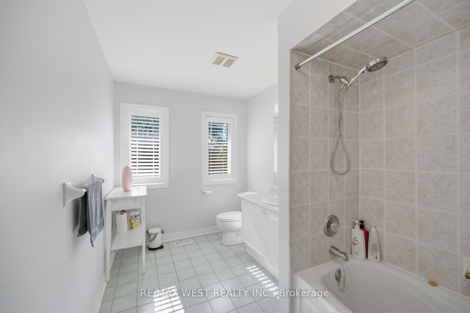 65 Burnhaven Avenue Property Photo 27
