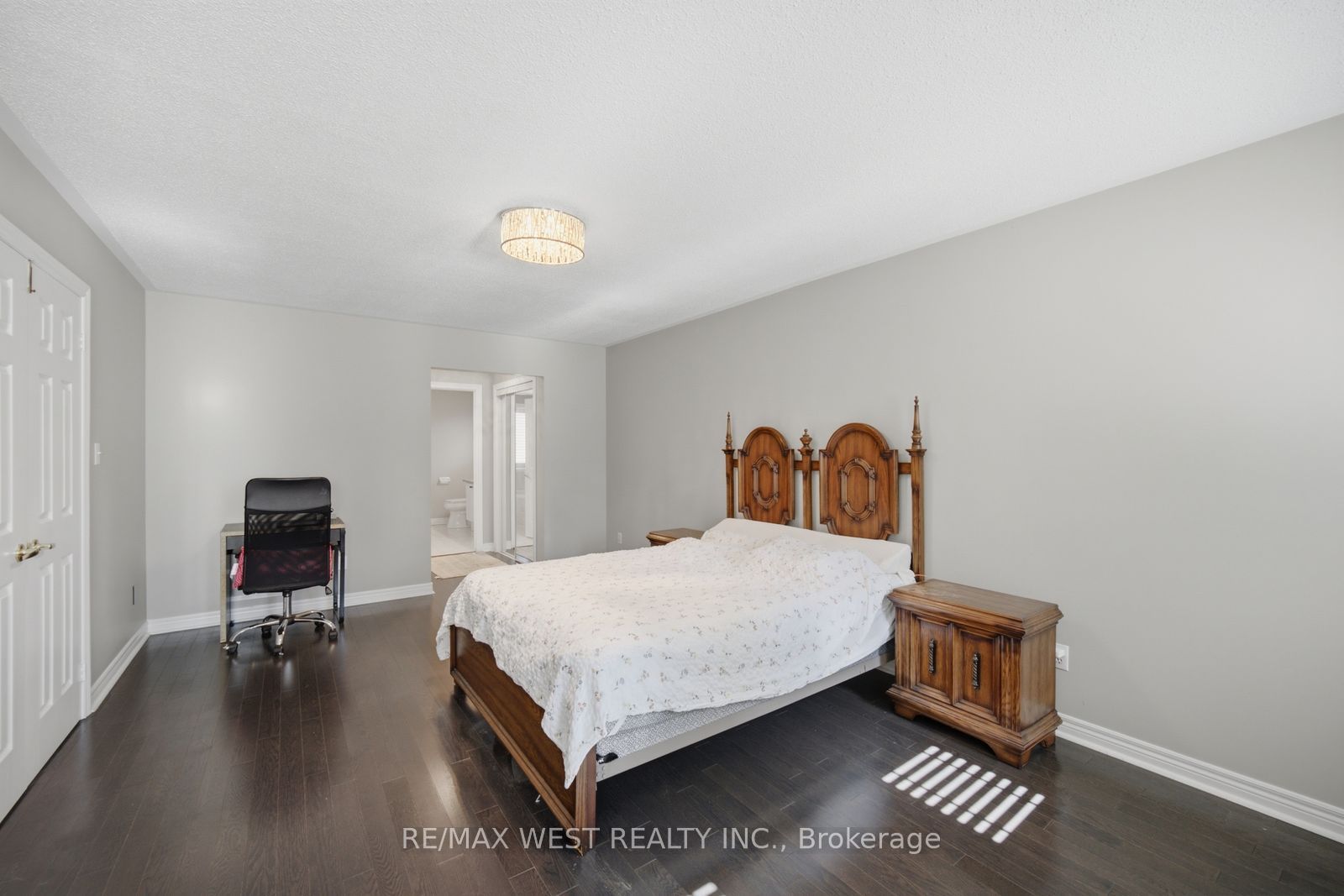 65 Burnhaven Avenue Property Photo 32