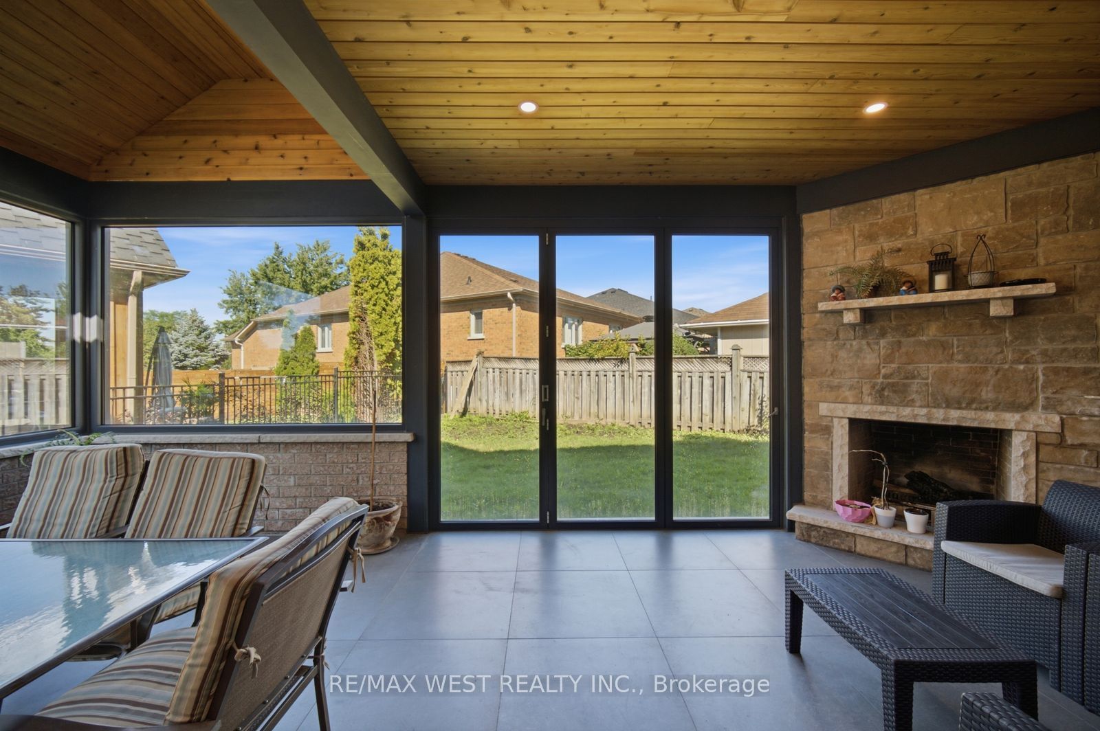 65 Burnhaven Avenue Property Photo 43