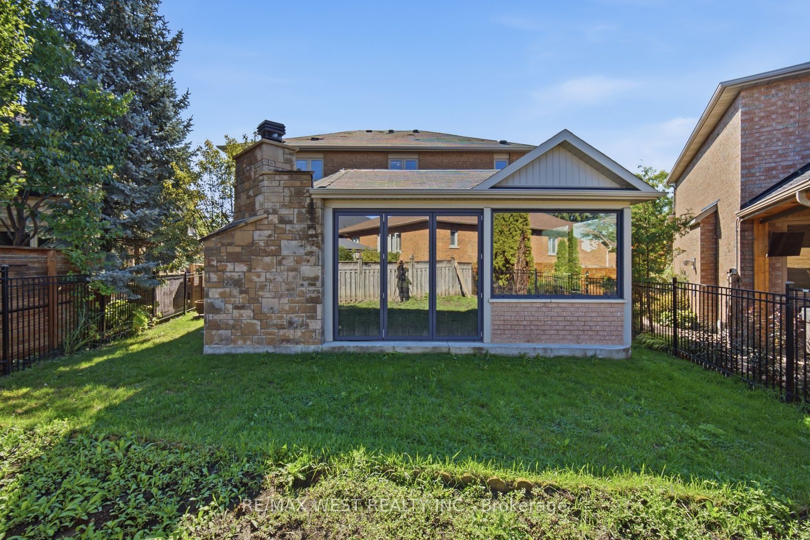 65 Burnhaven Avenue Property Photo 48