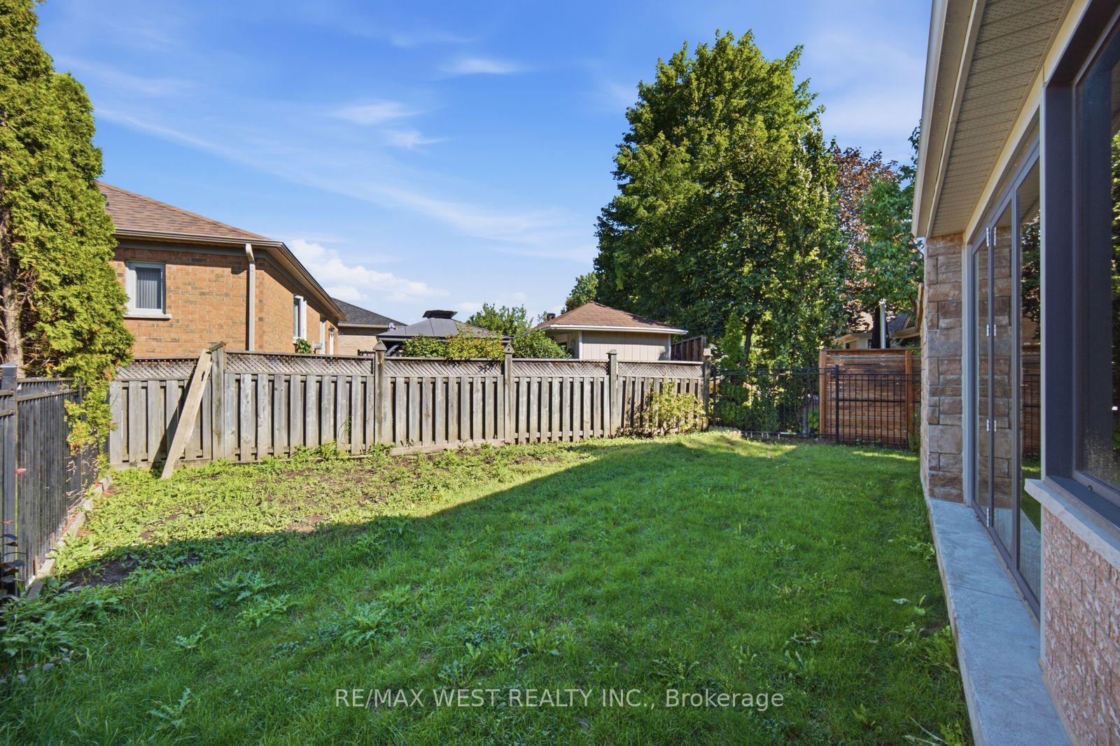 65 Burnhaven Avenue Property Photo 49