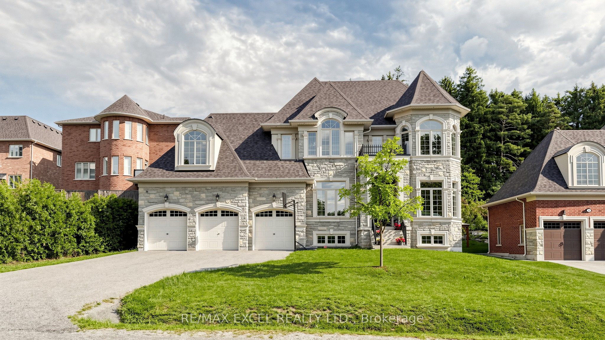 99 Coon's Road