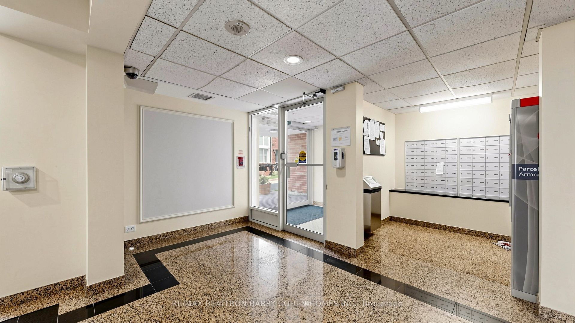 7398 Yonge Street 308 Property Photo 7