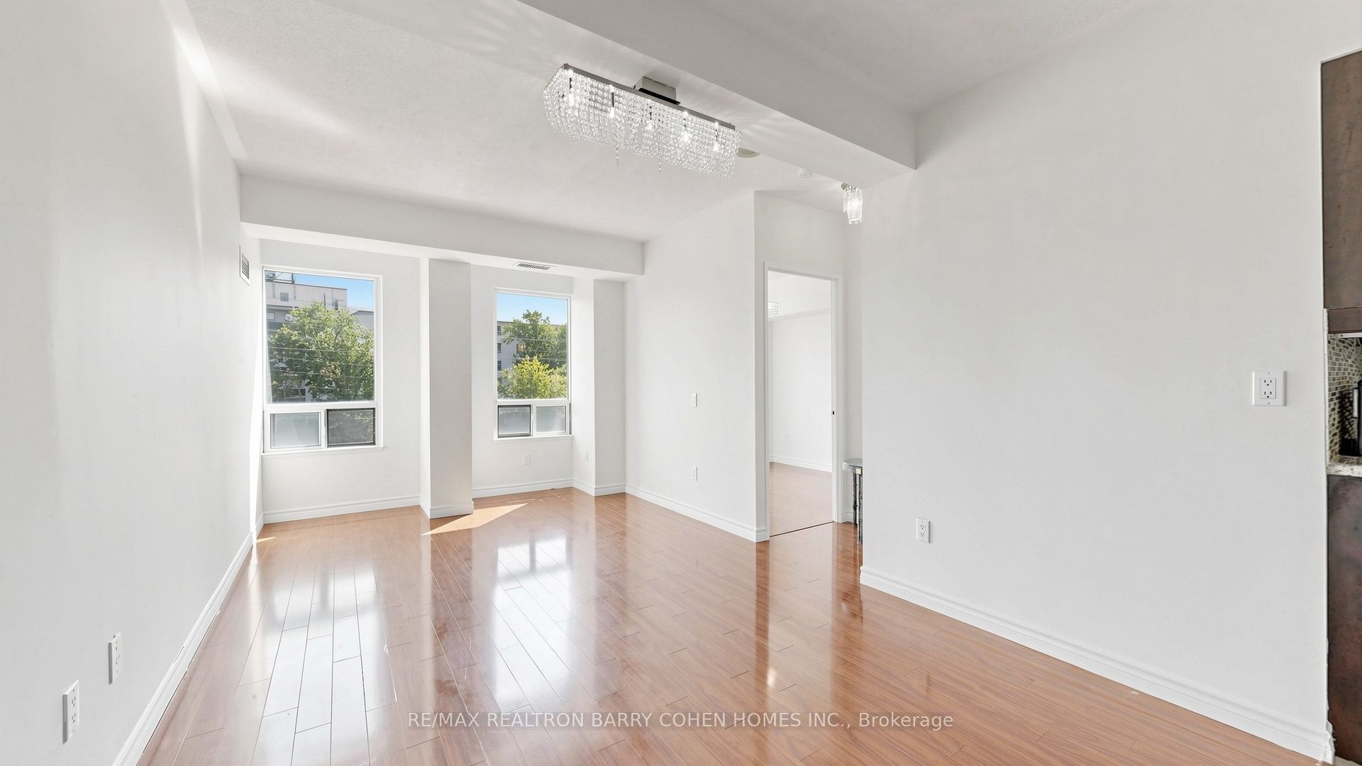 7398 Yonge Street 308 Property Photo 20