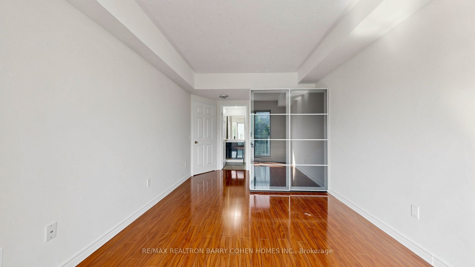 7398 Yonge Street 308 Property Photo 30