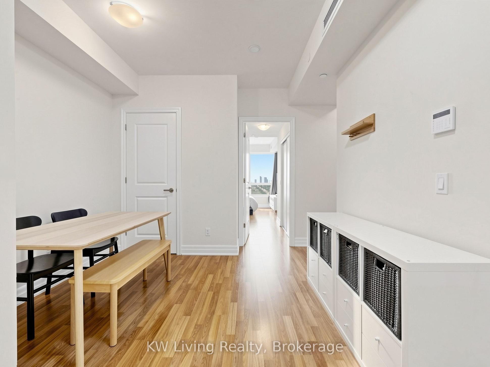 9075 Jane Street 2104 Property Photo 24