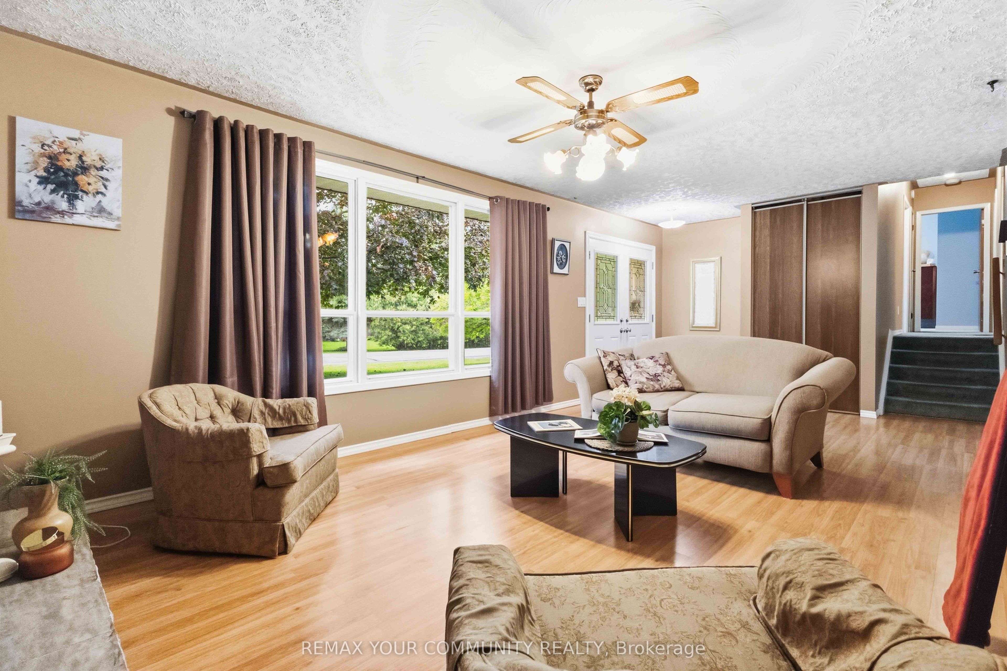 5 Medina Square Property Photo 8