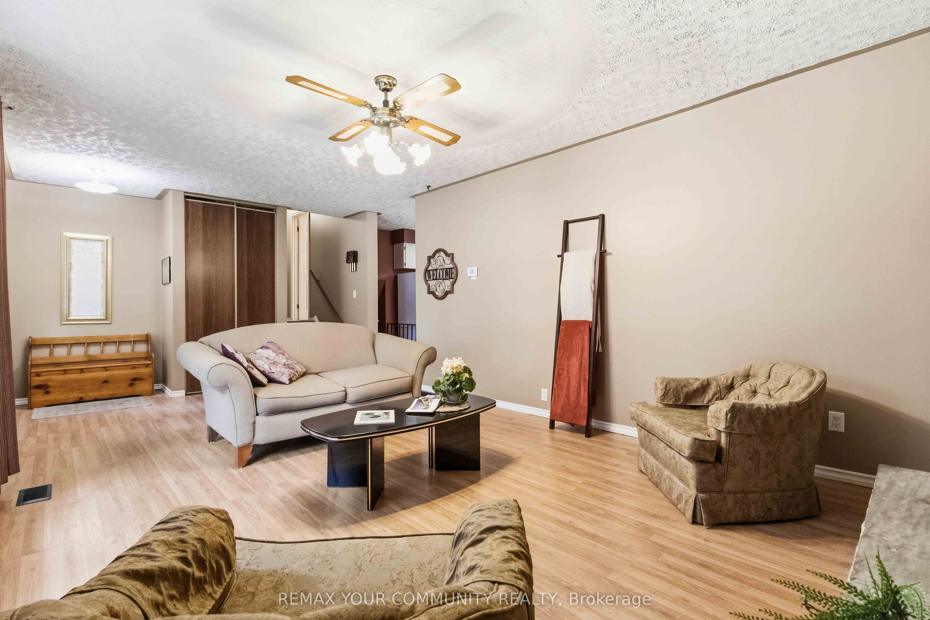 5 Medina Square Property Photo 10
