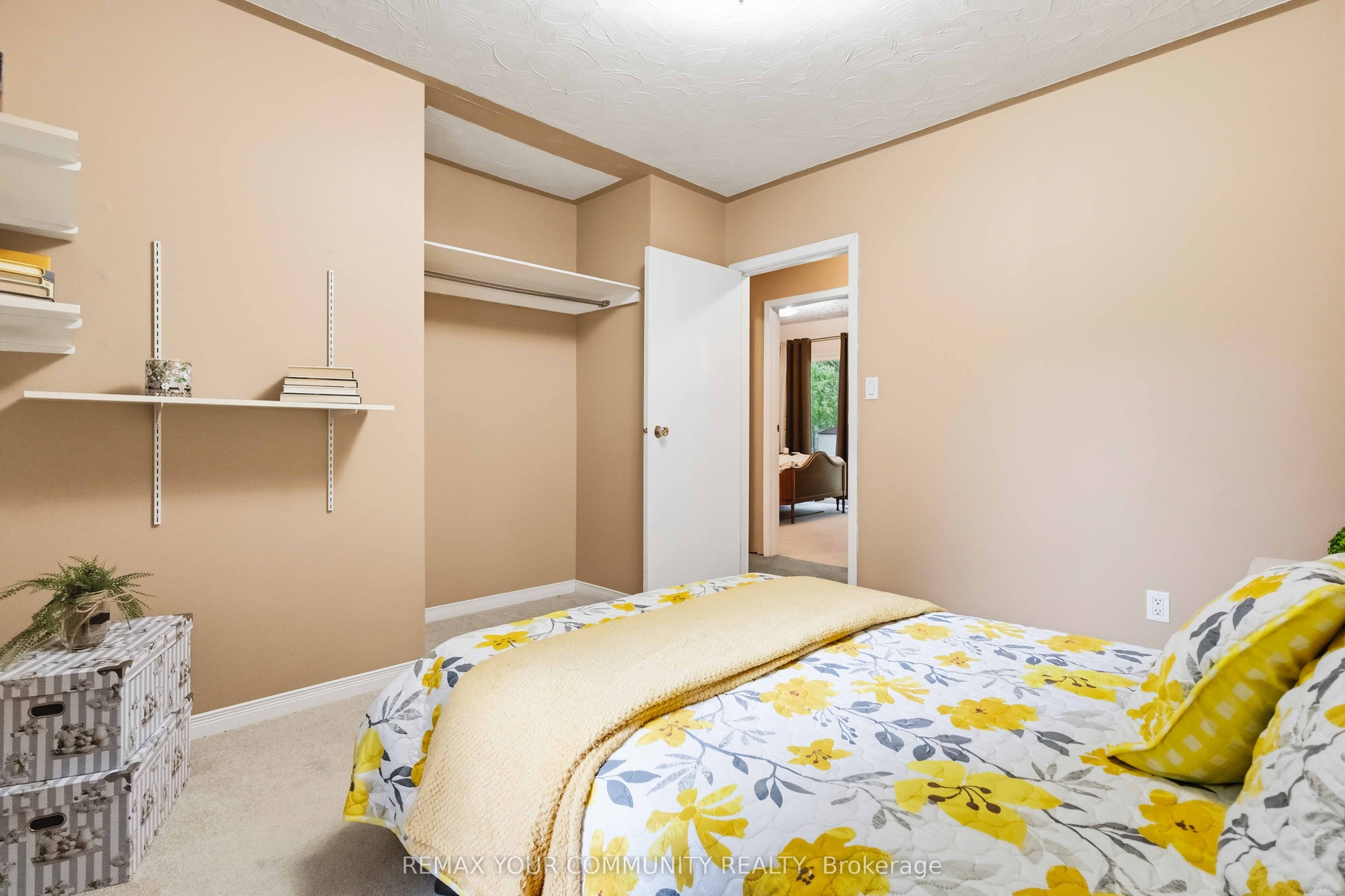 5 Medina Square Property Photo 29