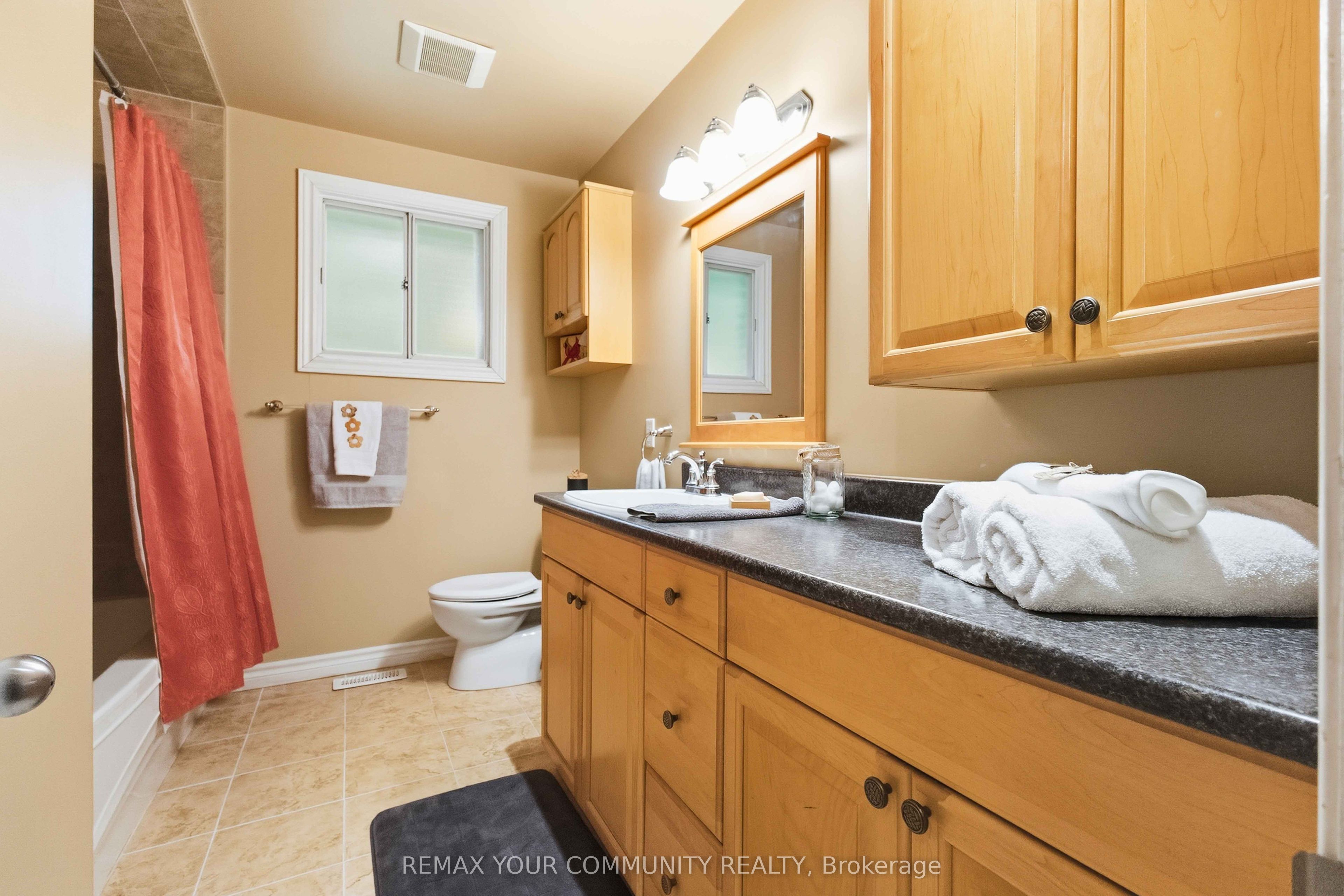 5 Medina Square Property Photo 31