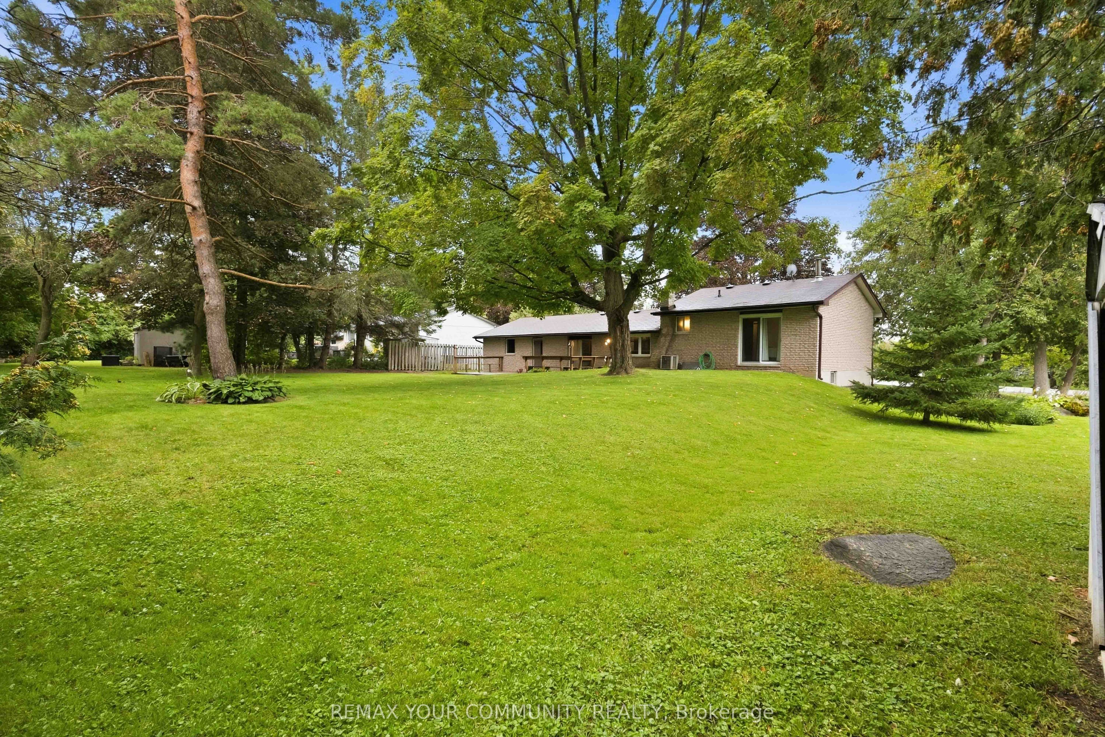 5 Medina Square Property Photo 43
