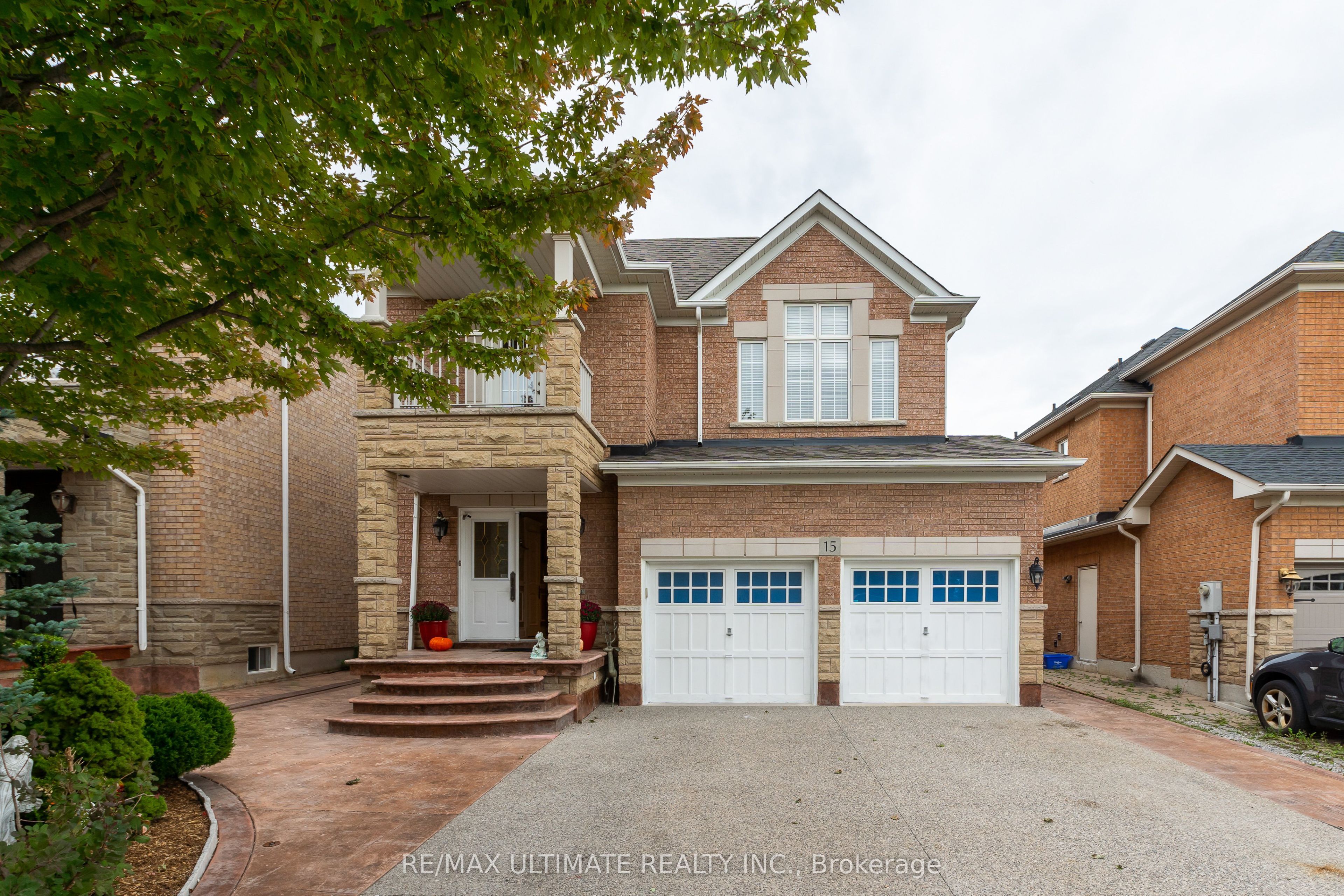 15 Ozner Crescent Property Photo 1