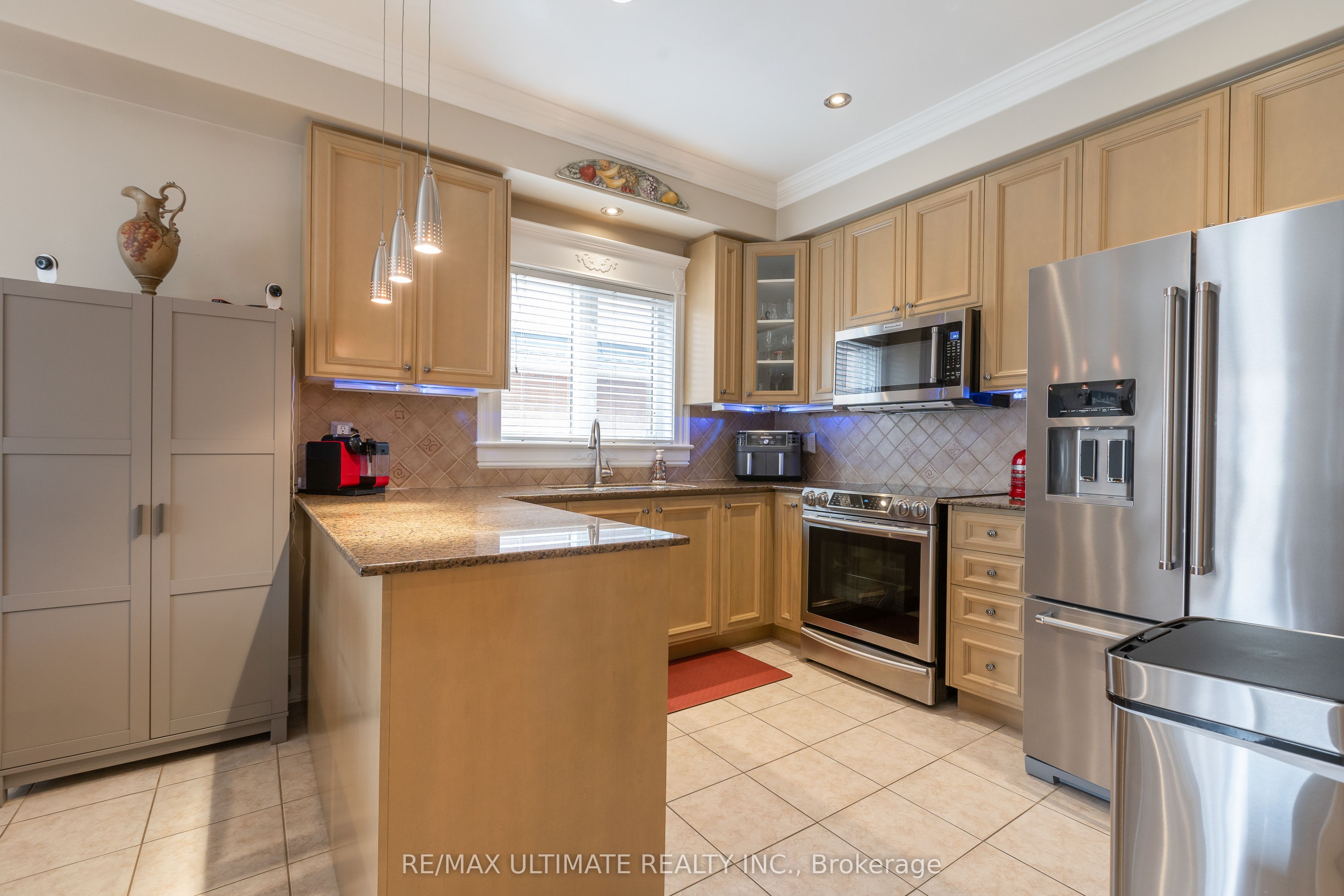 15 Ozner Crescent Property Photo 12